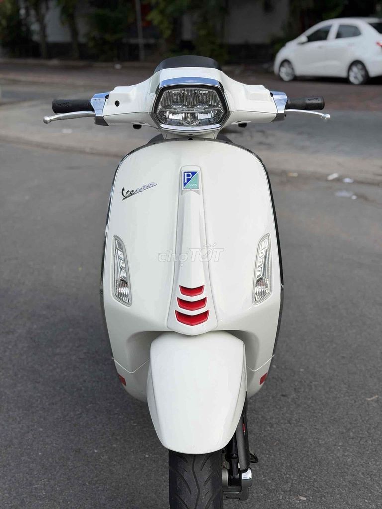 VESPA SPRINT 2021 - ảnh 1