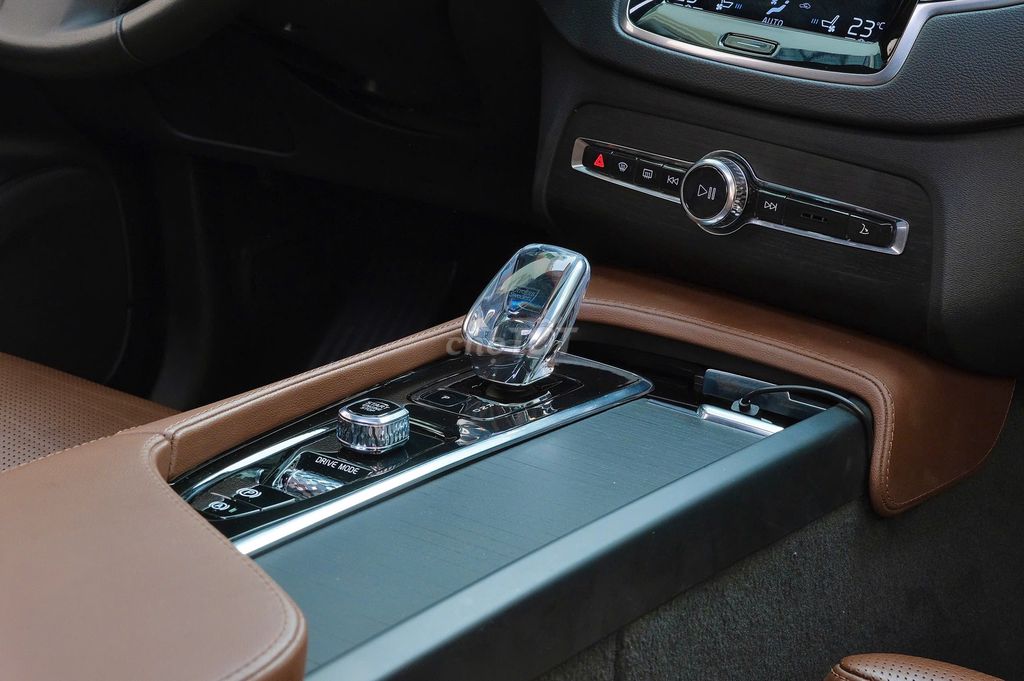 Volvo XC90 2021 - ảnh 5