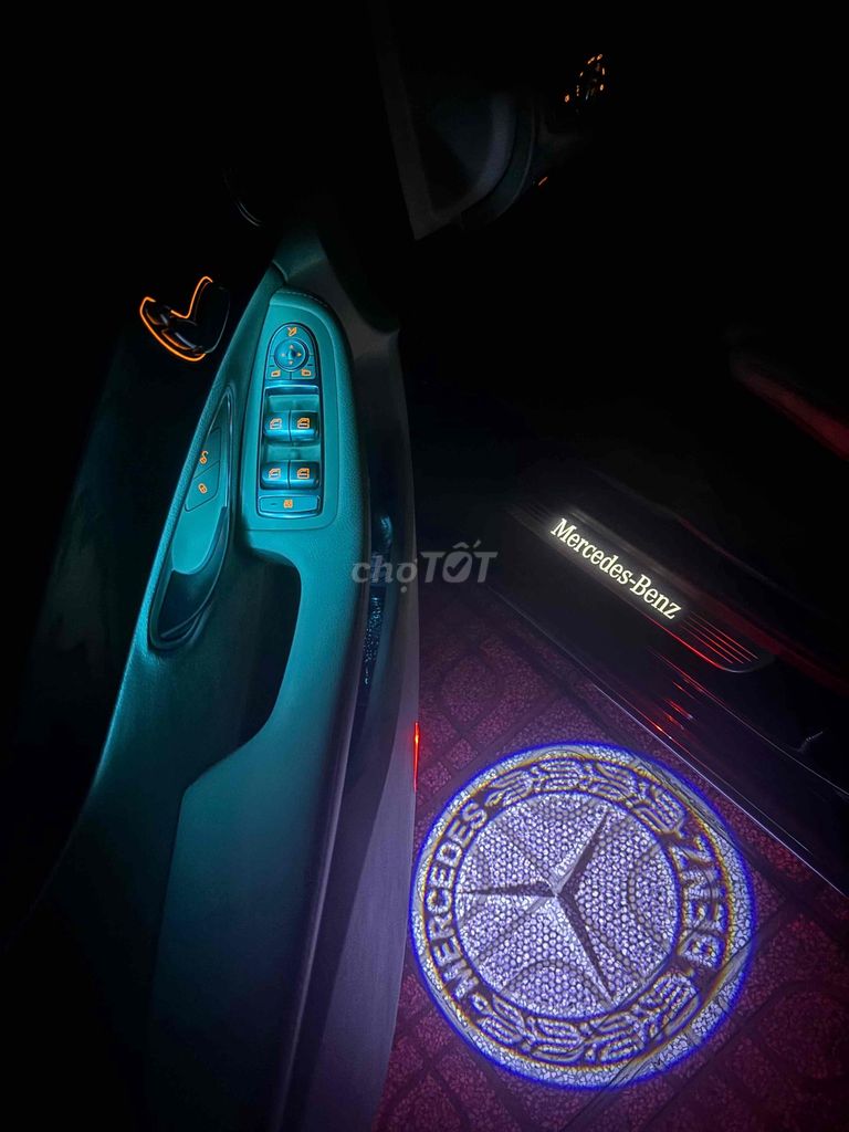 Mercedes-Benz 2018 - ảnh 4