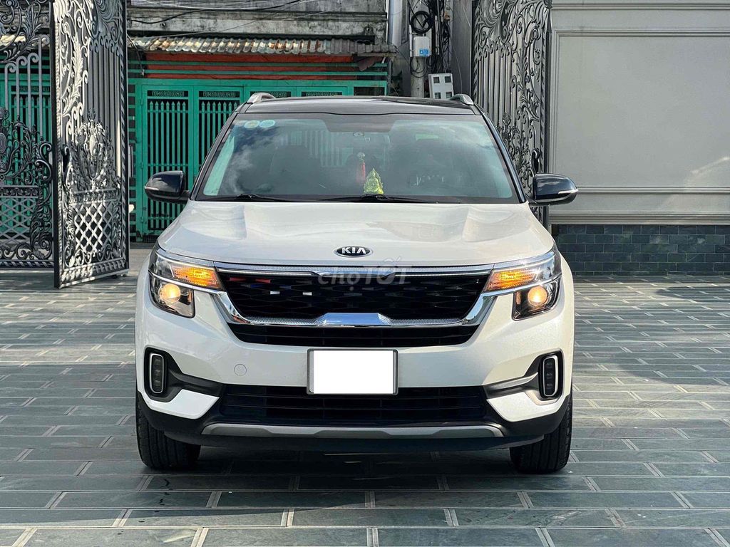 Kia Seltos 2021 - ảnh 1