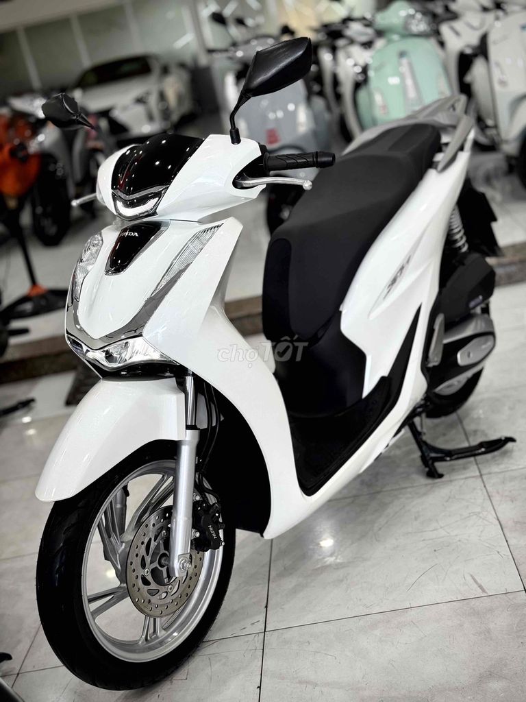 Honda 2025 - ảnh 1