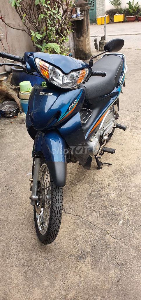 Honda Future 2004 - ảnh 2