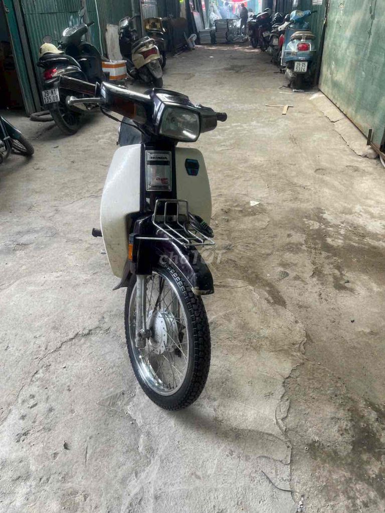 Honda Dream 2013 - ảnh 3
