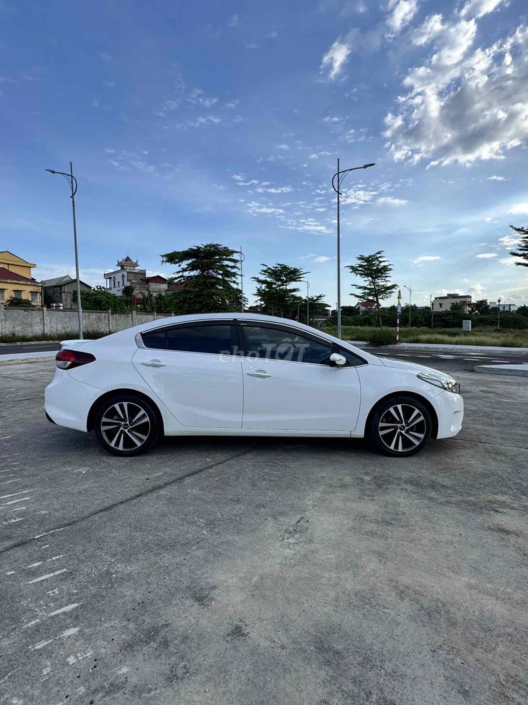 Kia Cerato 1.6 AT 2017 - ảnh 1