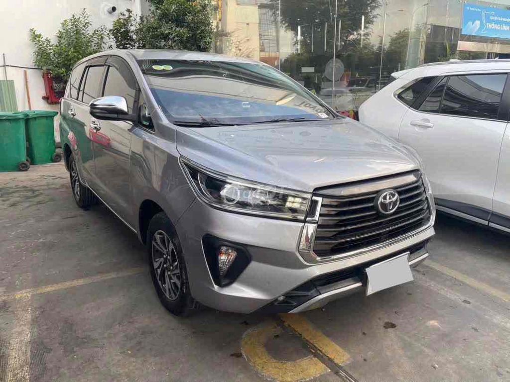 Toyota Innova 2.0G 2020 - ảnh 1
