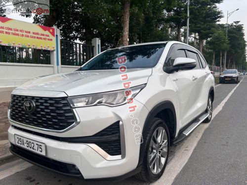 Toyota Innova Cross HEV 2.0 CVT 2025 - ảnh 1
