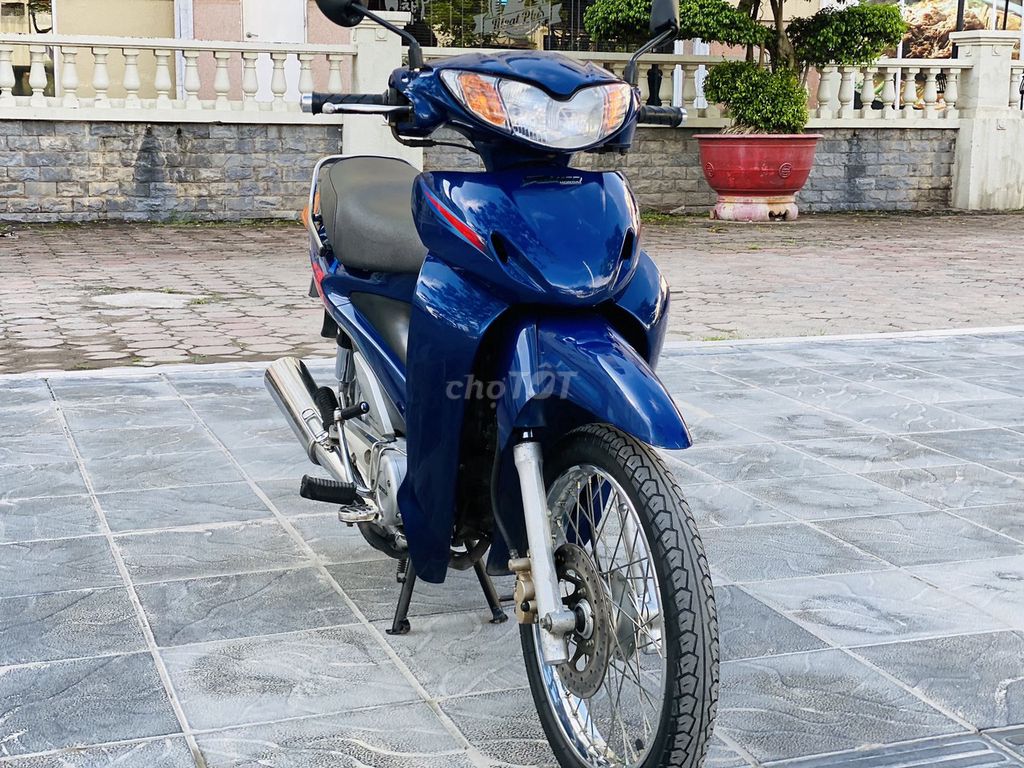 Honda Future 2004 - ảnh 2