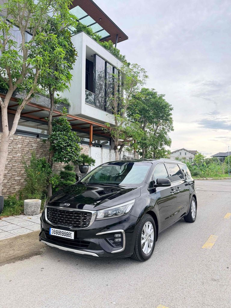 Kia Sedona 2018 - ảnh 1