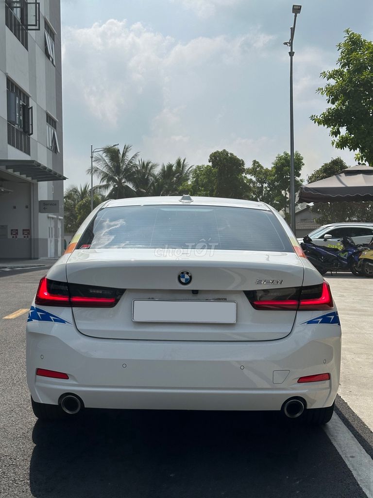 BMW 2025 - ảnh 2