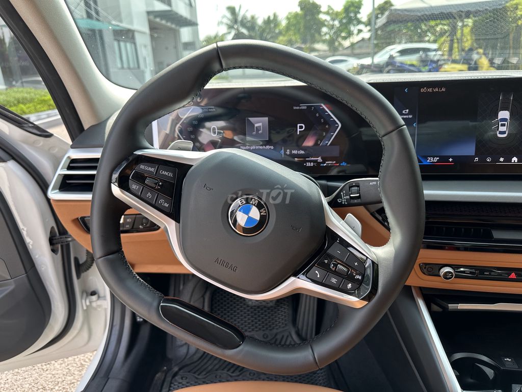 BMW 2025 - ảnh 4
