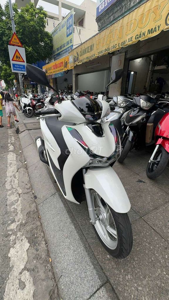 Honda SH 2024 - ảnh 2