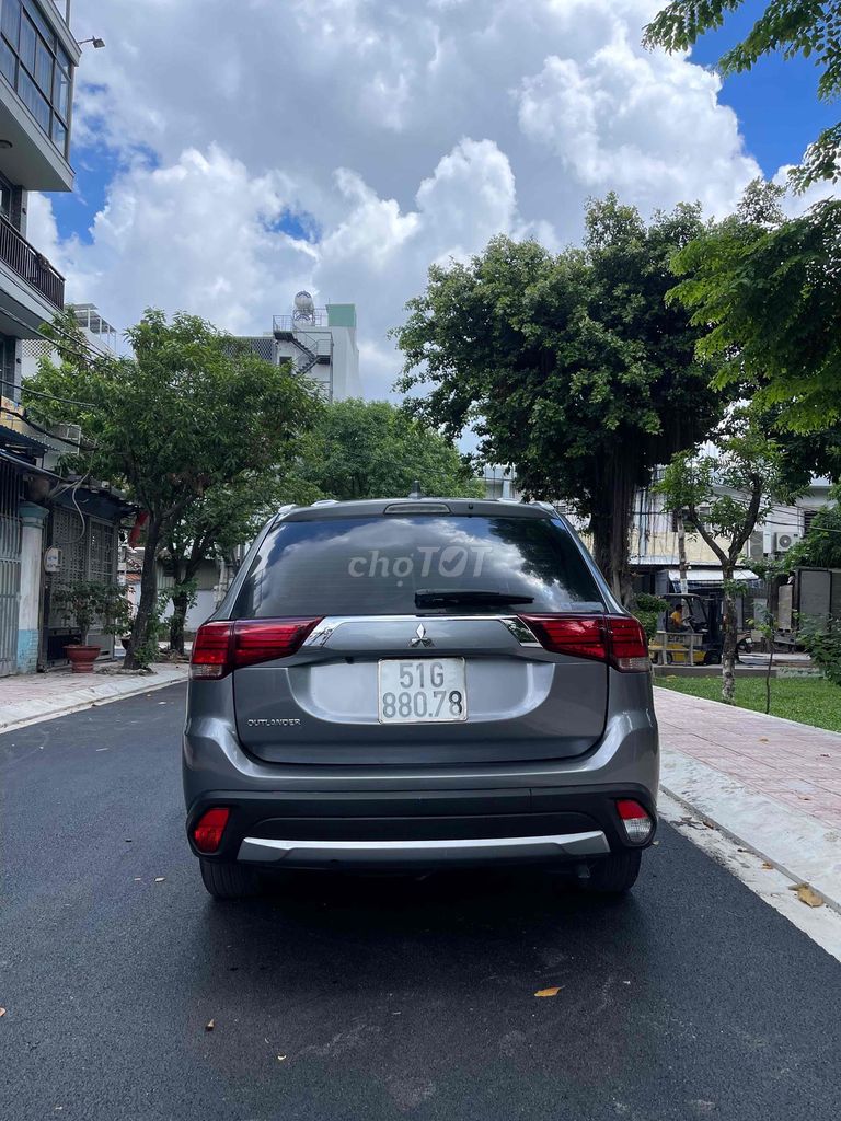 Mitsubishi Outlander - ảnh 5