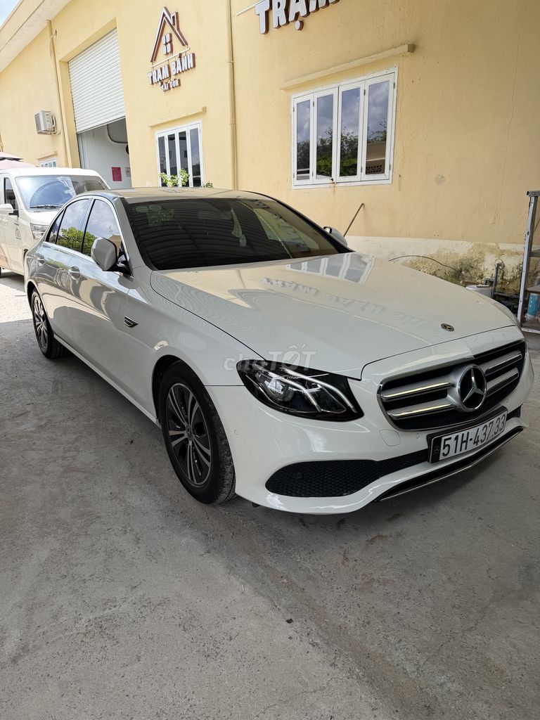 Mercedes-Benz 2020 - ảnh 1