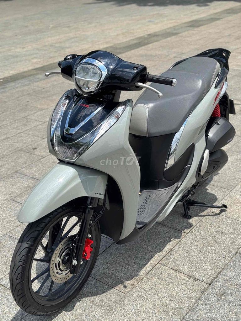 Honda SH Mode 2025 - ảnh 1