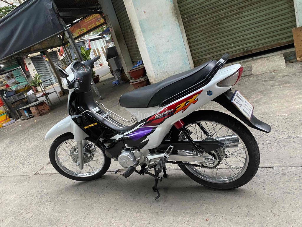 Trung Qu 2000 - ảnh 1