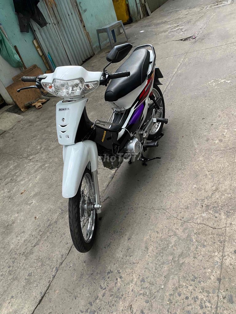 Trung Qu 2000 - ảnh 2