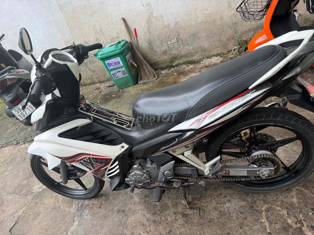 Yamaha Exciter 2011 - ảnh 3