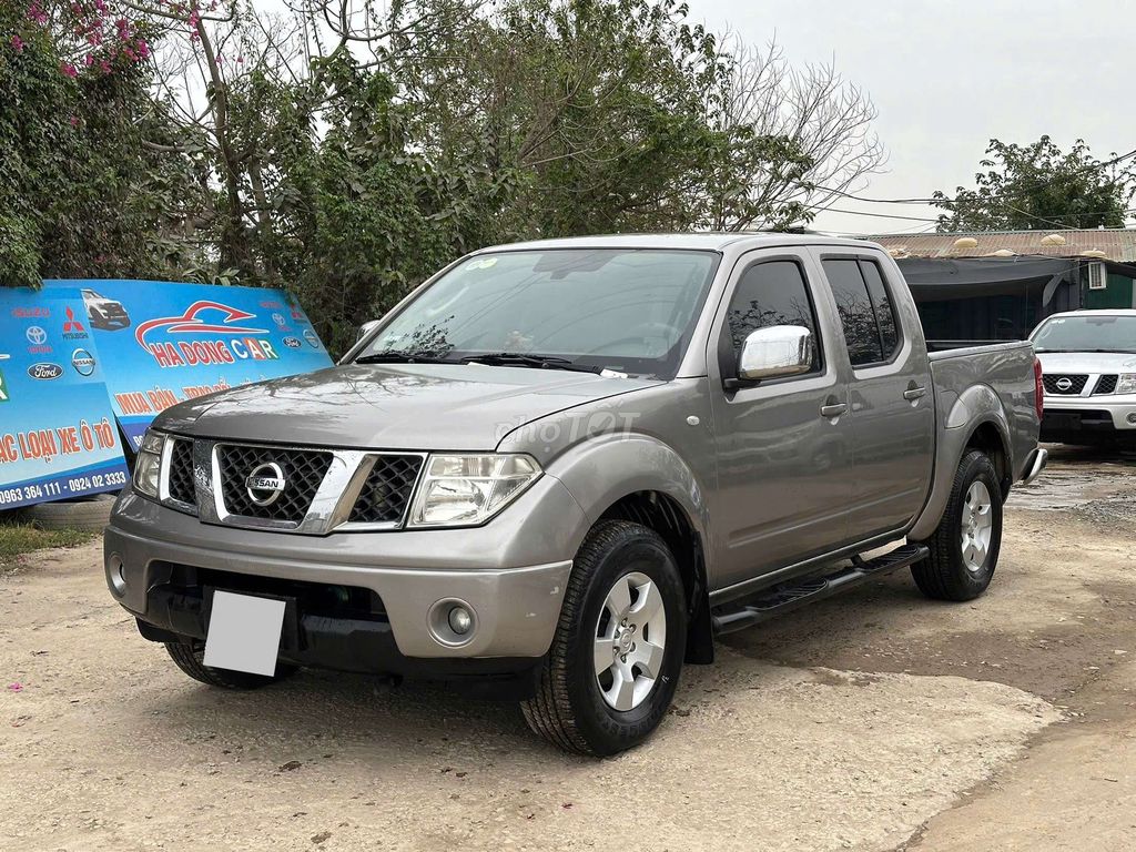 Nissan Navara 2012 - ảnh 1