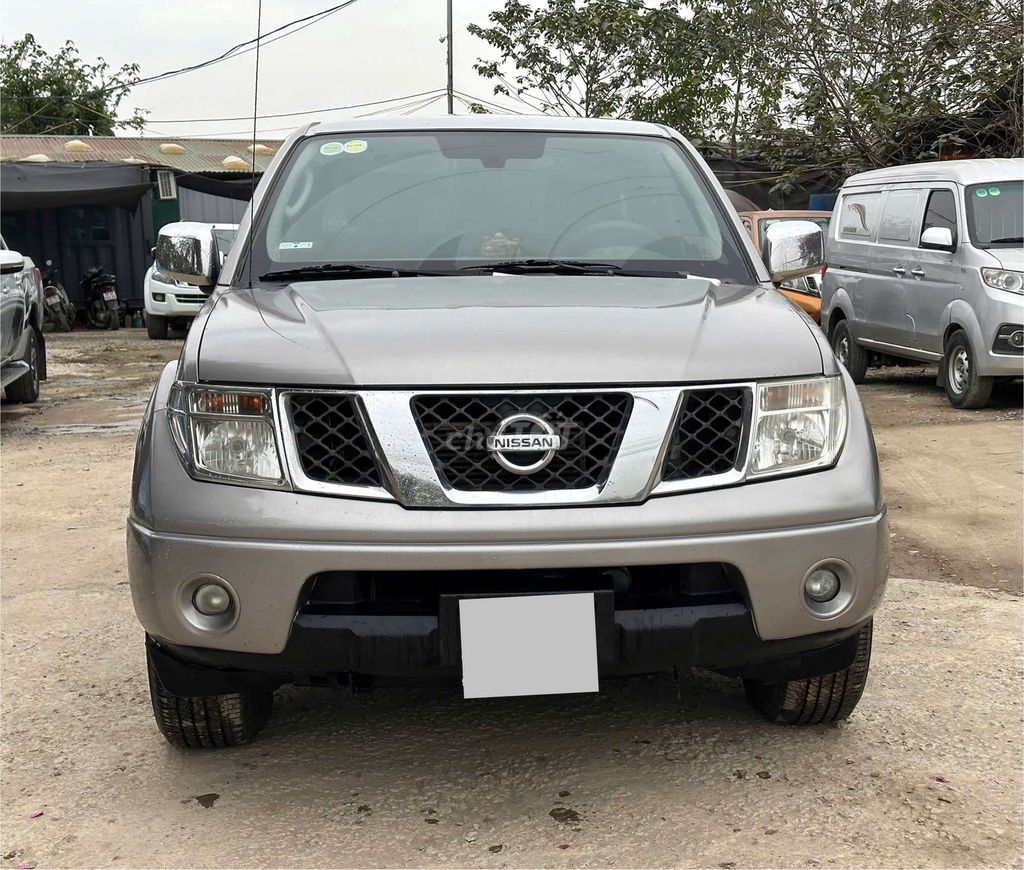 Nissan Navara 2012 - ảnh 3