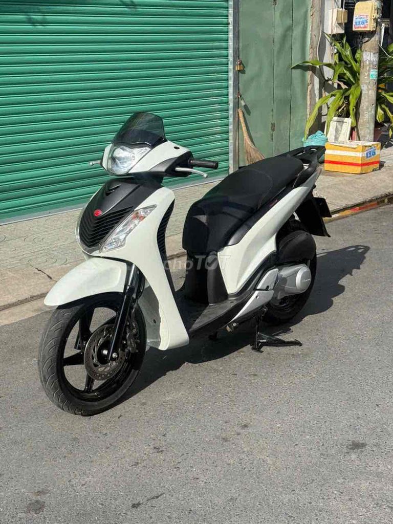 Honda SH 2012 - ảnh 1
