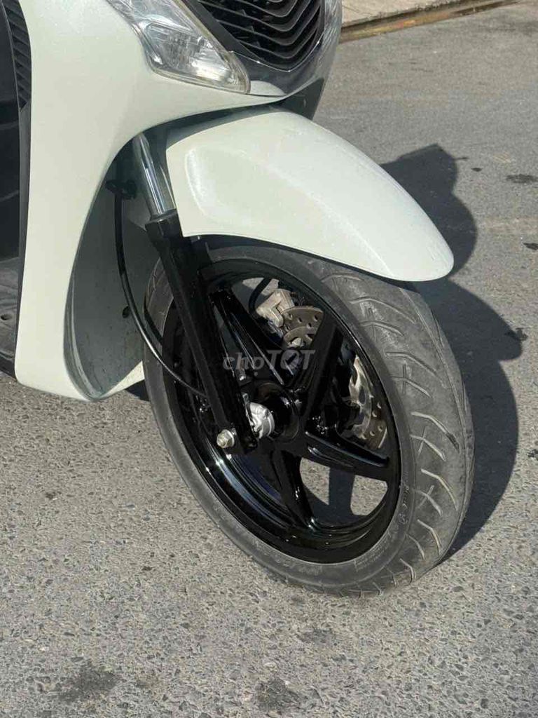 Honda SH 2012 - ảnh 3