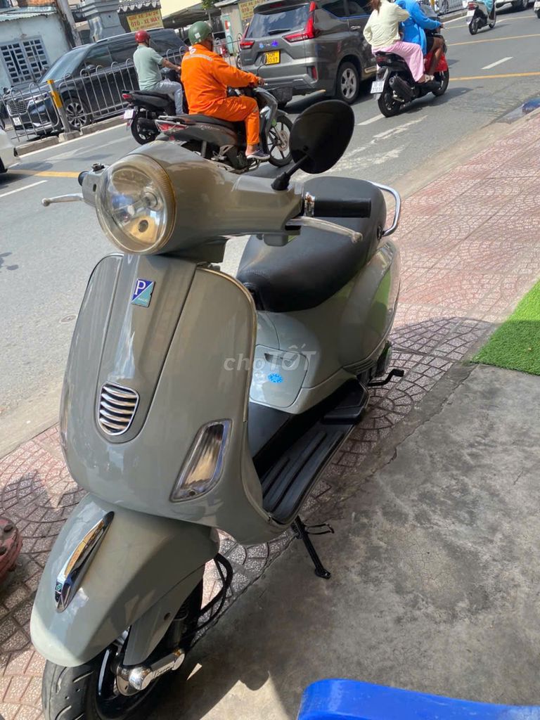 Piaggio Vespa 2013 - ảnh 2