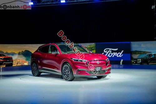 Ford Mustang Mach-E Premium AWD 2025 - ảnh 1