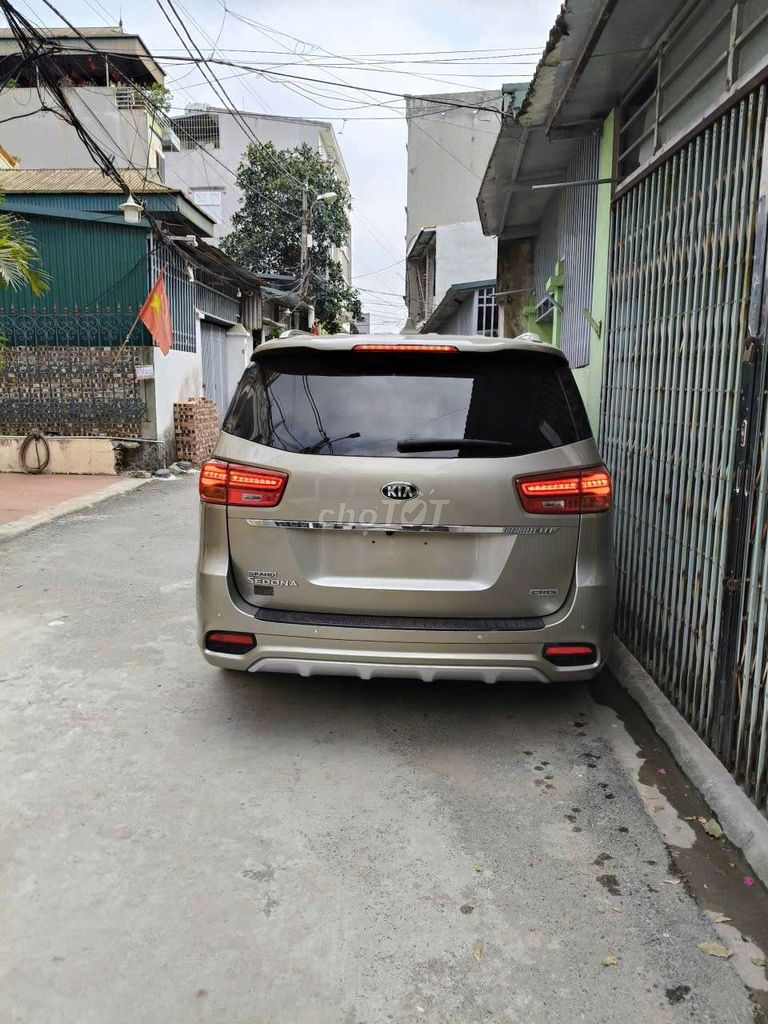 Kia Sedona 2019 - ảnh 4