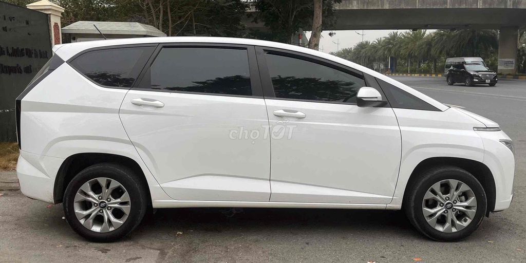 Hyundai Stargazer 2022 - ảnh 2