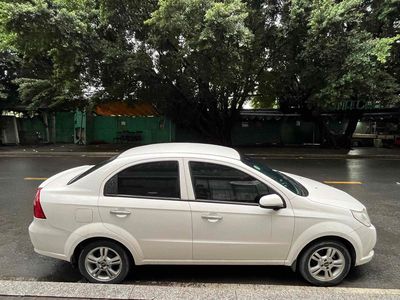 Chevrolet Aveo 2015 - ảnh 1