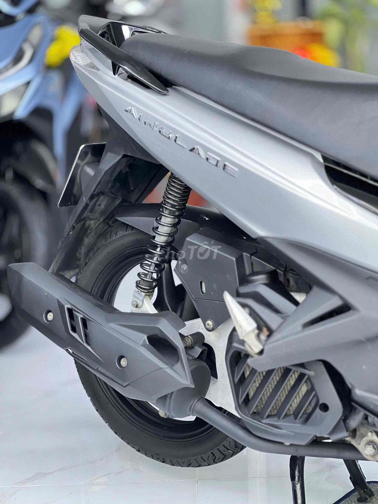 Honda Air Blade 2015 - ảnh 4