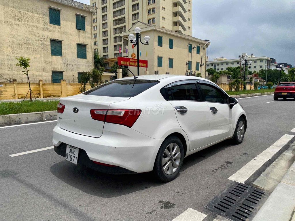 Kia Rio 2015 - ảnh 2