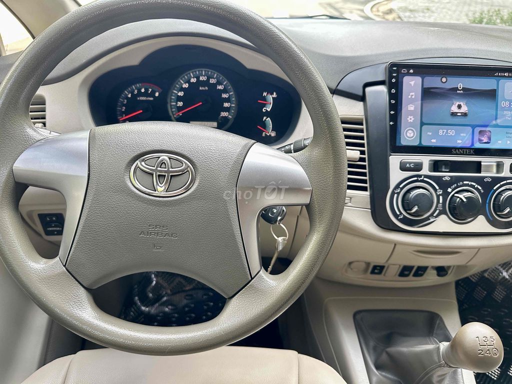 Toyota Innova 2.0E 2015 - ảnh 4