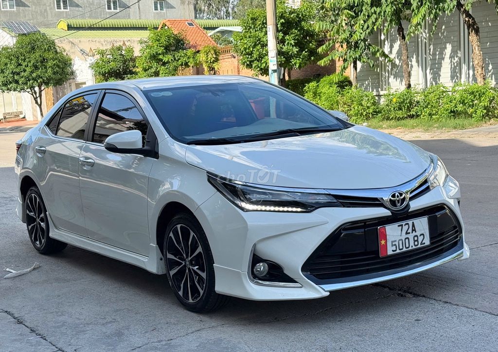 Toyota Corolla Altis 2021 - ảnh 5
