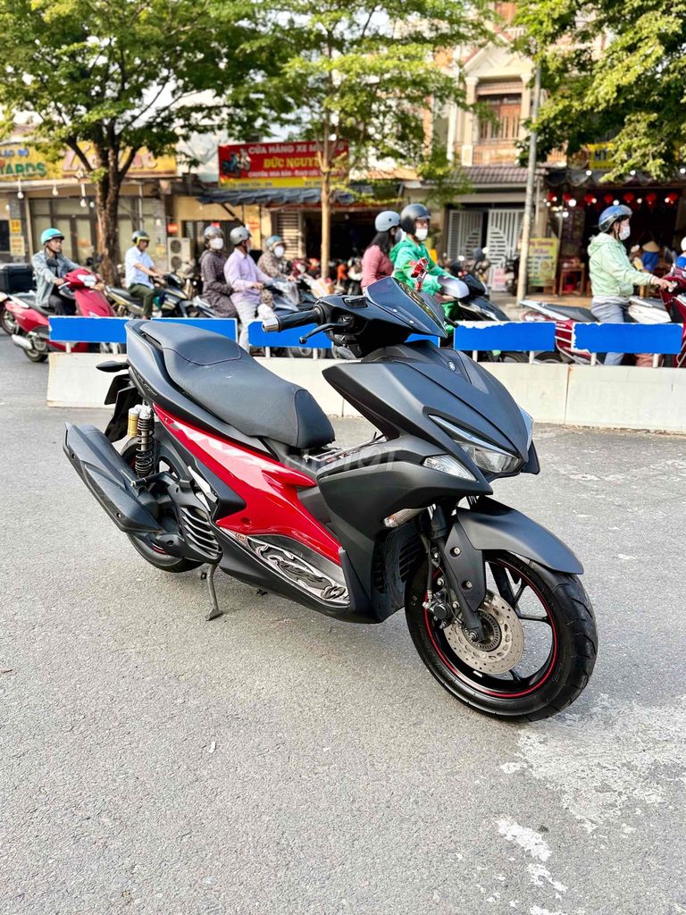 Yamaha NVX 2018 - ảnh 1