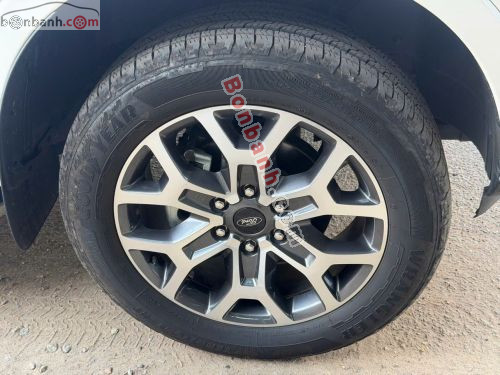 Ford Everest Titanium Plus 2.0L 4x4 AT 2023 - ảnh 5
