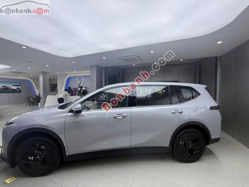 VinFast VF MPV 7 AT 2026 - ảnh 2