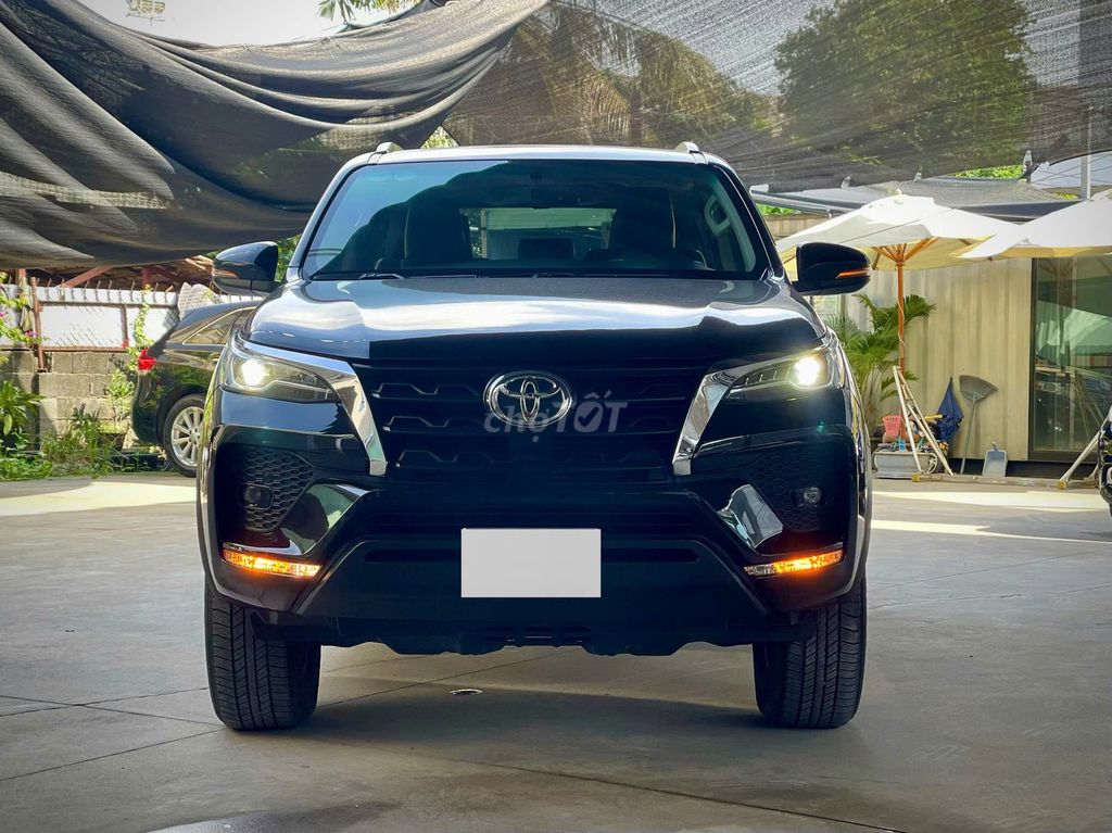 Toyota Fortuner 2022 - ảnh 2