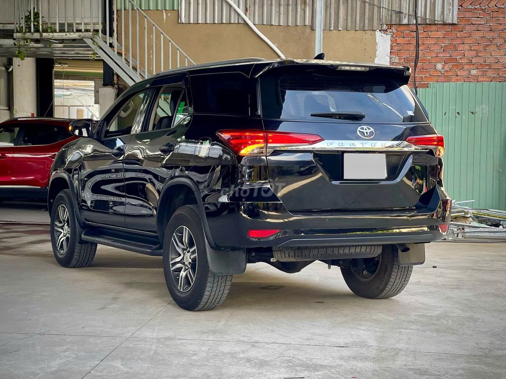 Toyota Fortuner 2022 - ảnh 5