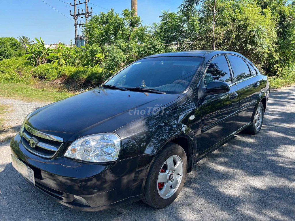 Chevrolet Lacetti 2010 - ảnh 3