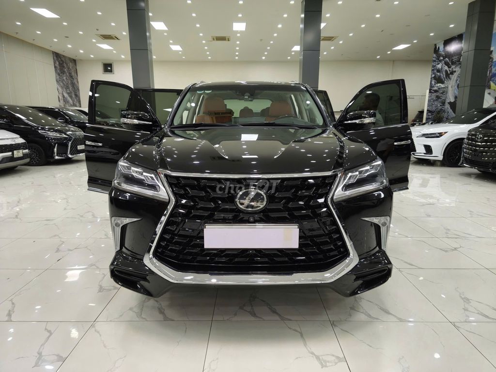 Lexus LX 2018 - ảnh 1