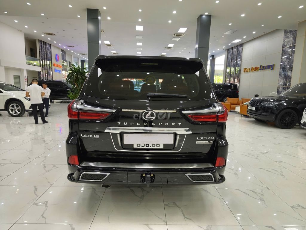 Lexus LX 2018 - ảnh 2