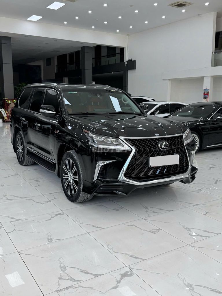 Lexus LX 2018 - ảnh 4