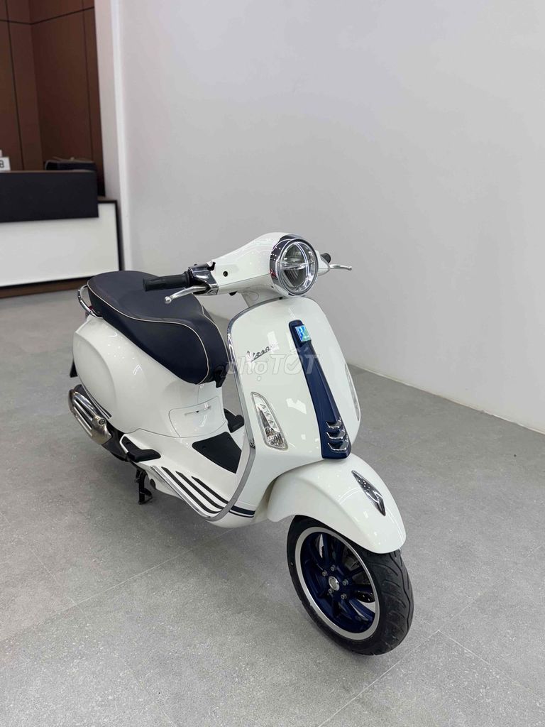 Vespa 2018 - ảnh 1