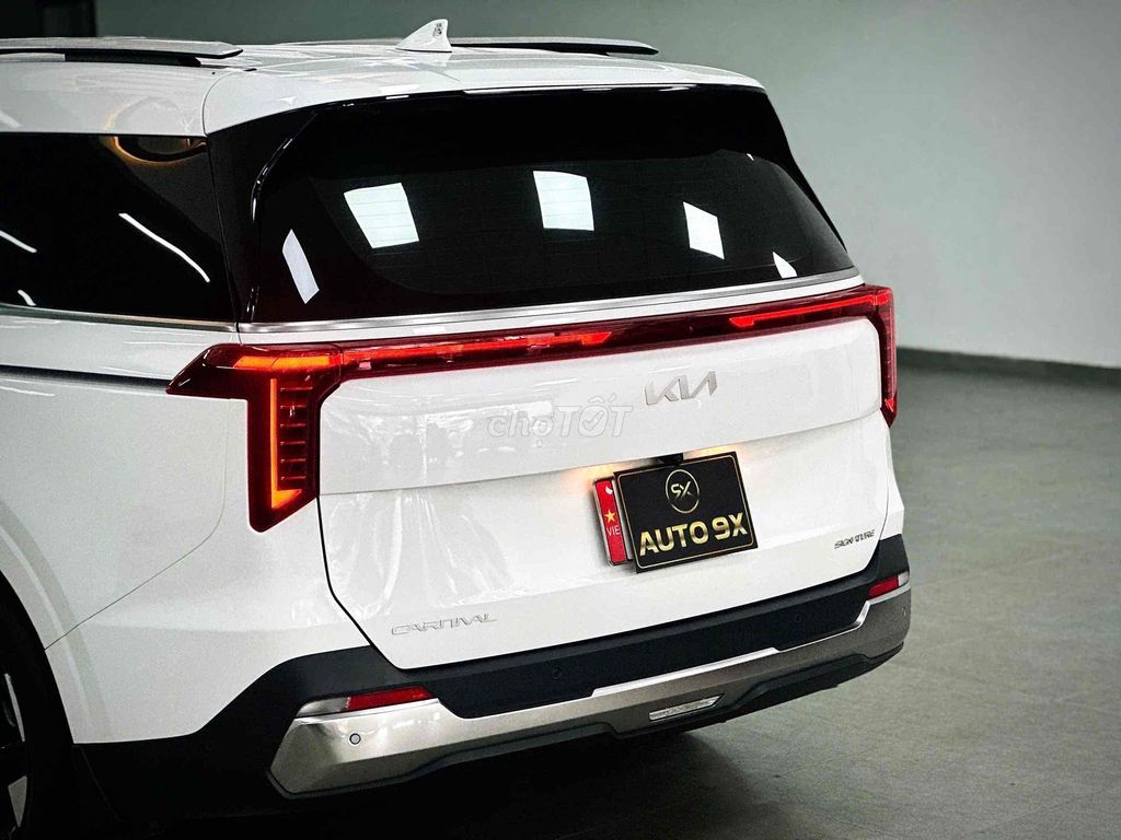 Toyota Camry 2.0E 2015 - ảnh 2