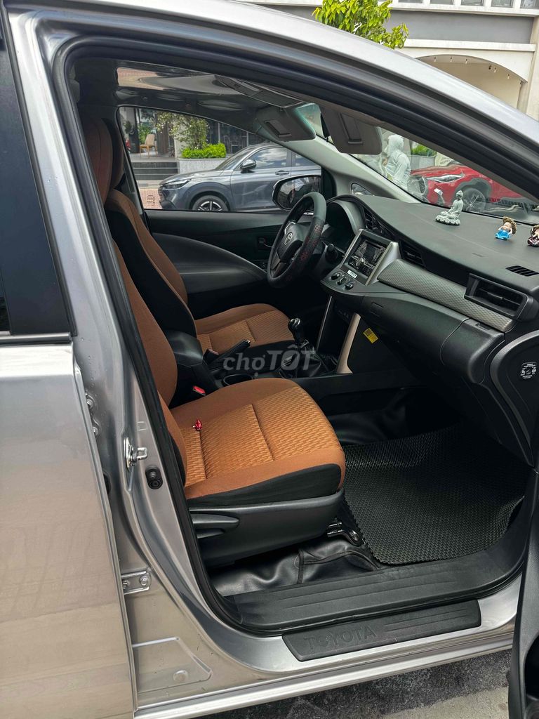 Toyota Innova 2017 - ảnh 3