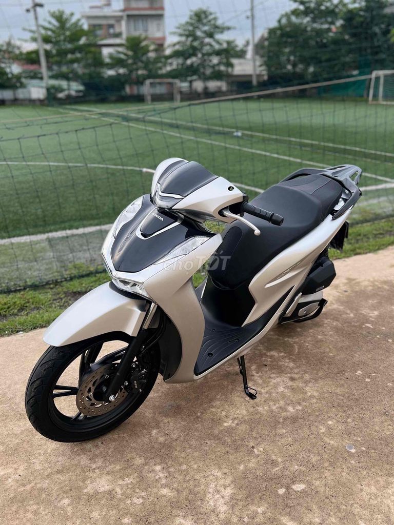 Honda SH 2022 - ảnh 4