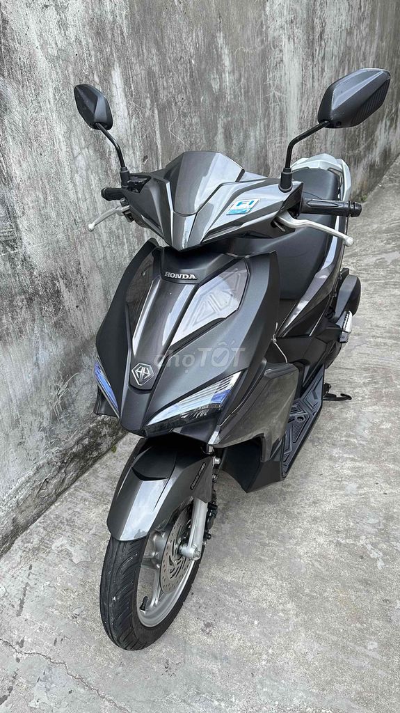 Honda Air Blade 2018 - ảnh 1