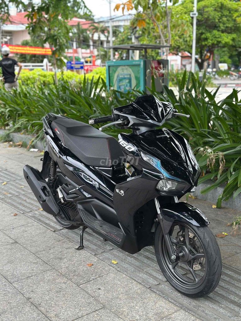 Honda AirBlade 2023 - ảnh 1