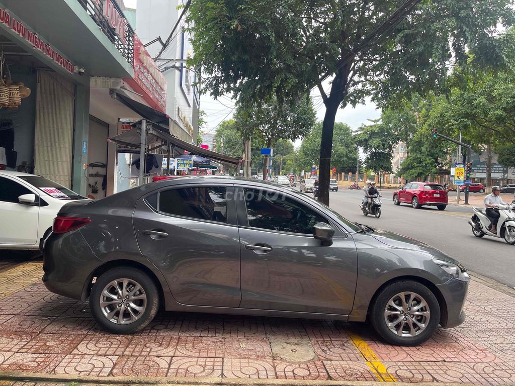 Mazda 2 2022 - ảnh 2